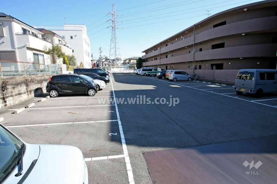 敷地内駐車場（屋外平面式）