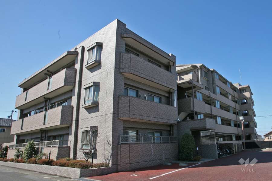 ディアクオーレ徳重の外観（南東側から）