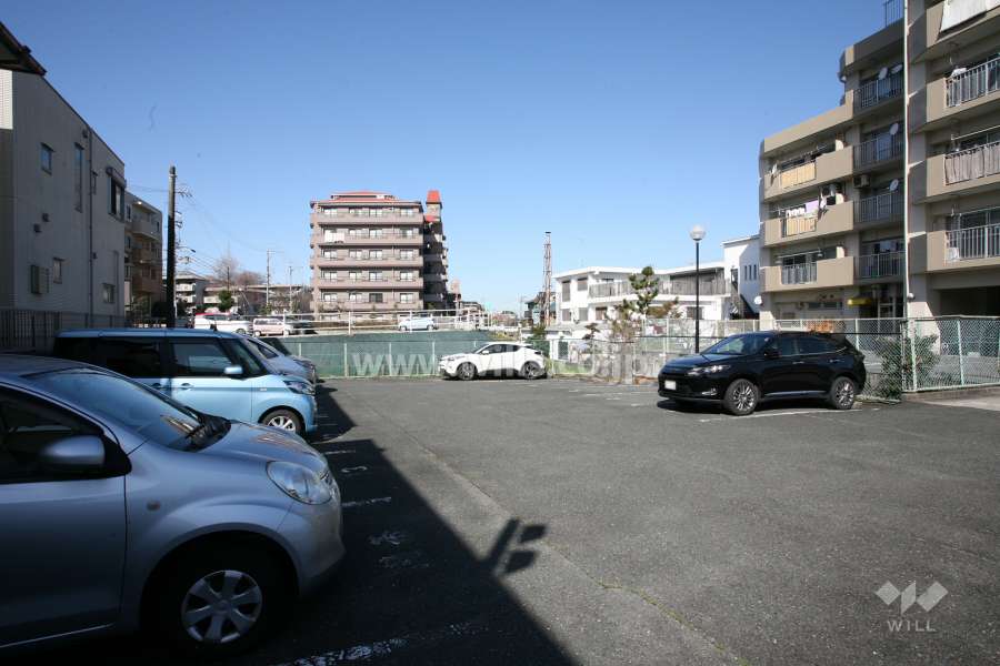 敷地内駐車場（屋外平面式）