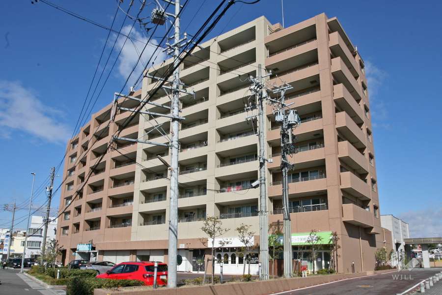 ライオンズガーデン鳴海壱番館の外観(南側から)