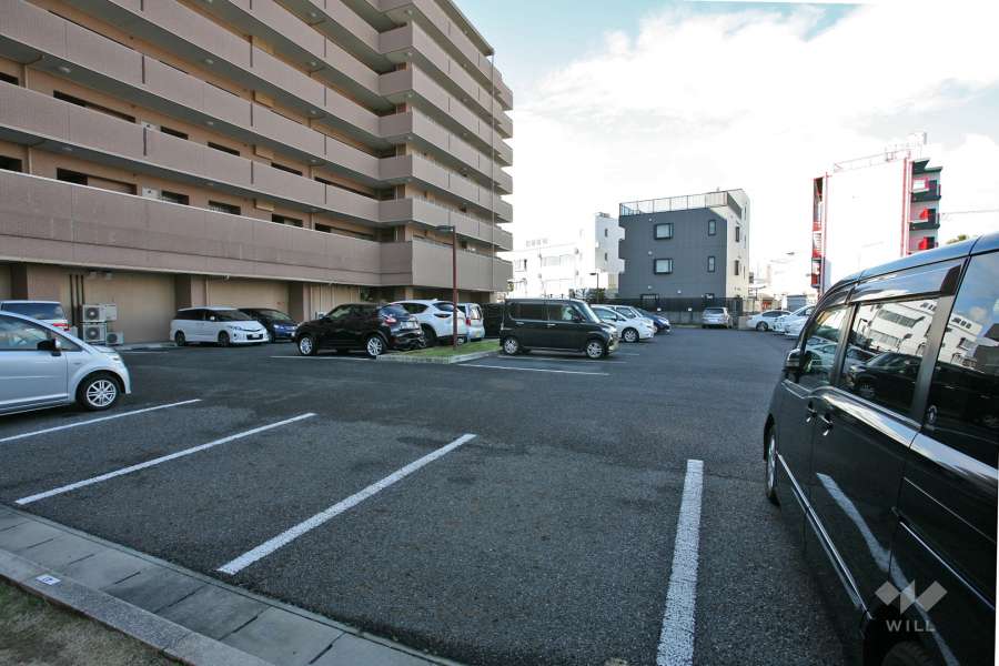 敷地内駐車場(屋外平面式)