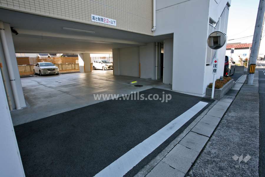 駐車場入り口