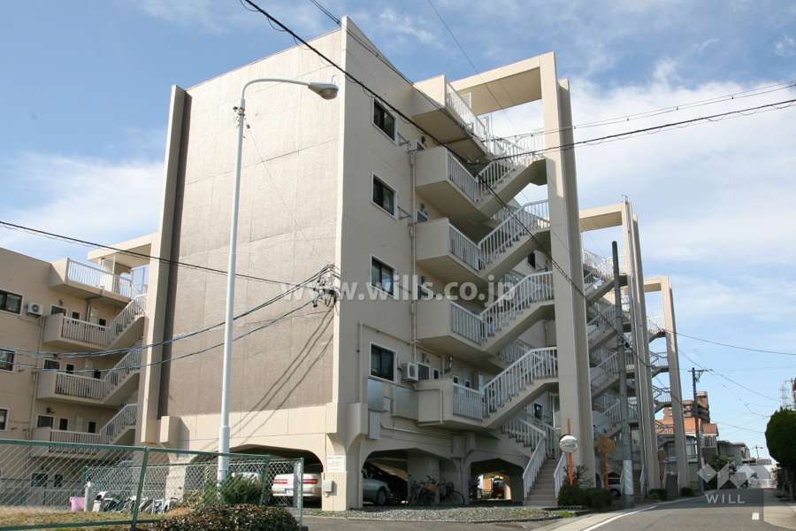 島田東団地の外観（北東側から）