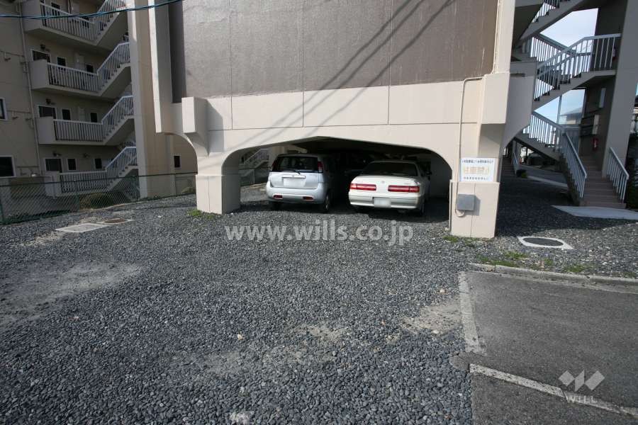 敷地内駐車場（自走式）