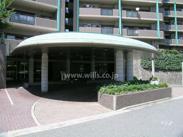 車寄せのあるエントランス