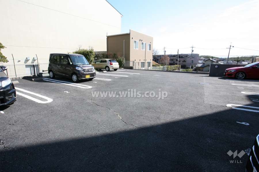 敷地内駐車場（屋外平面式）