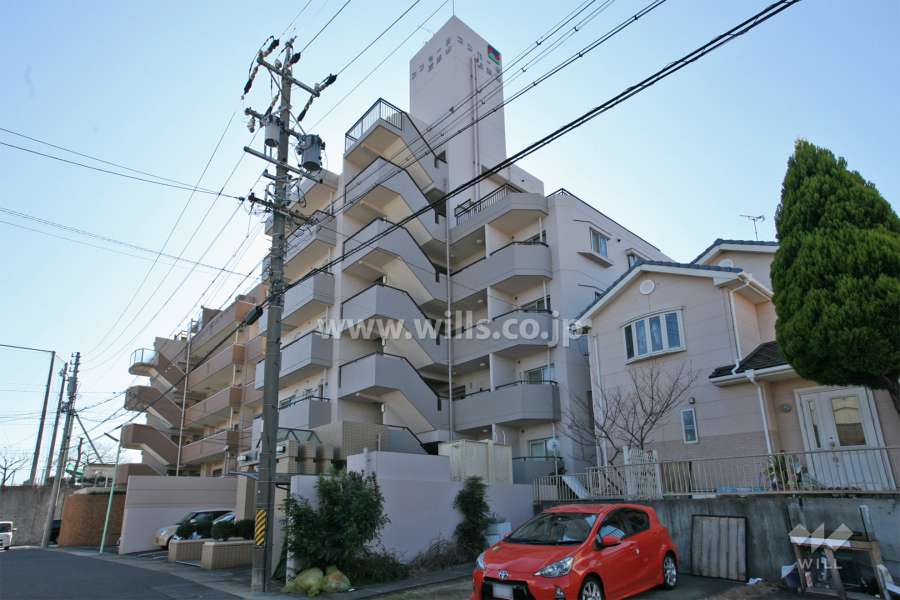コンセール左京山の北側外観（北西側から）