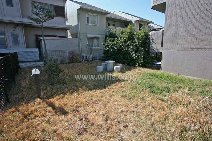 敷地内の広場