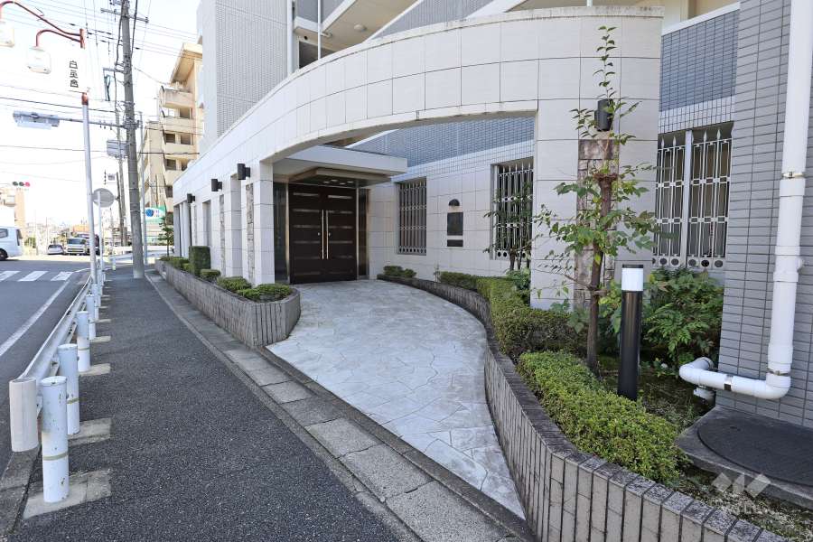 エントランスアプローチ