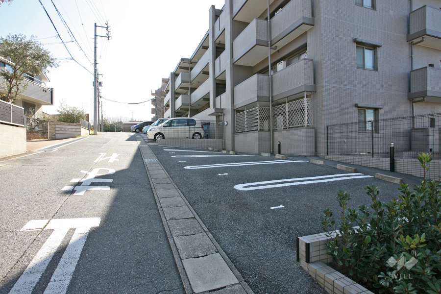 敷地内駐車場（屋外平面式）