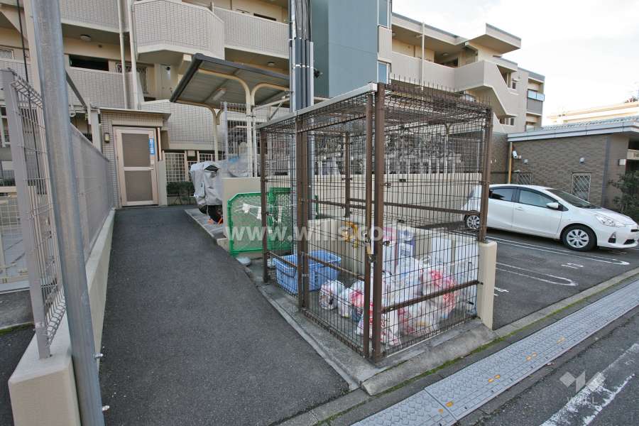ゴミ置き場