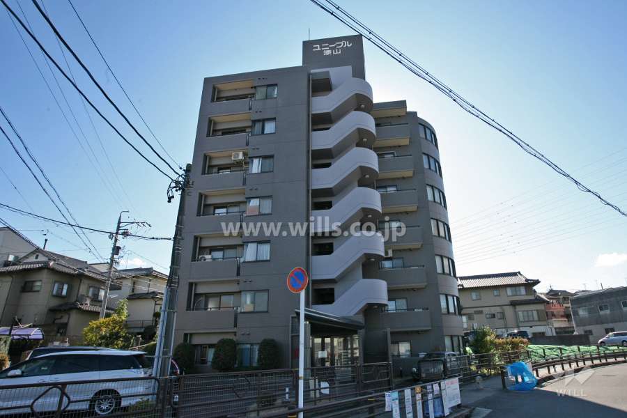 ユニーブル漆山の外観(北側から)