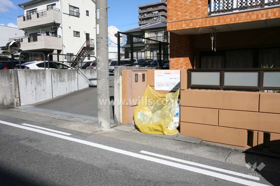 ゴミ置き場