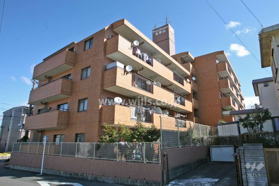 ライオンズマンション左京山の外観(西側から)