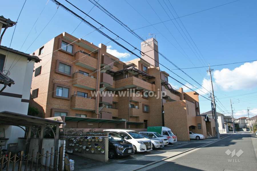 ライオンズマンション左京山の外観