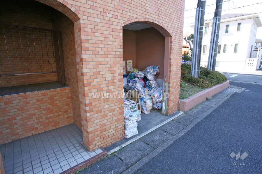 ゴミ置き場