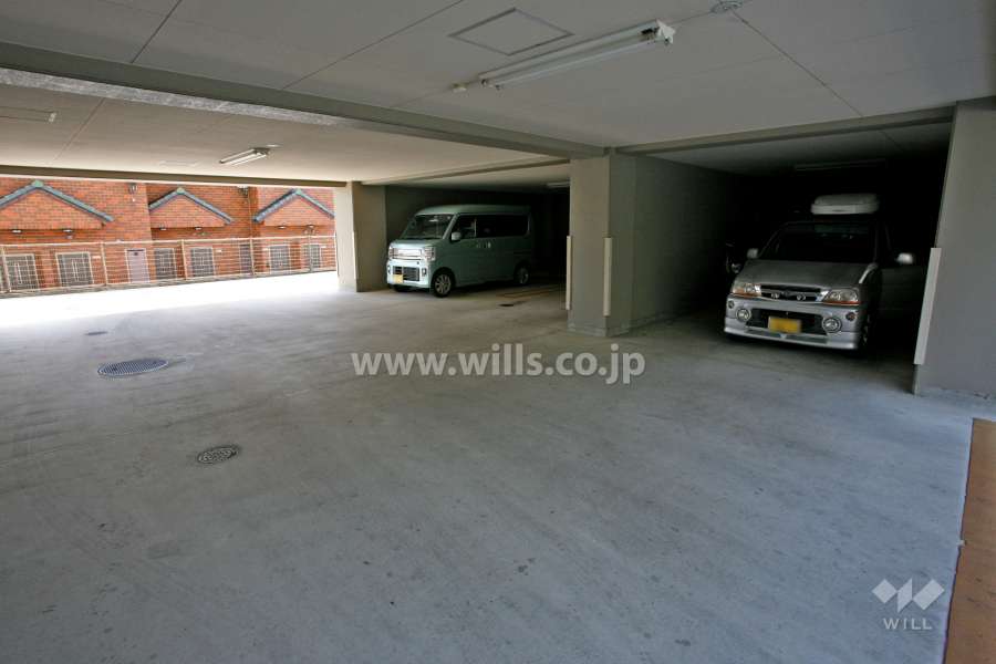 敷地内駐車場(屋内平面式)