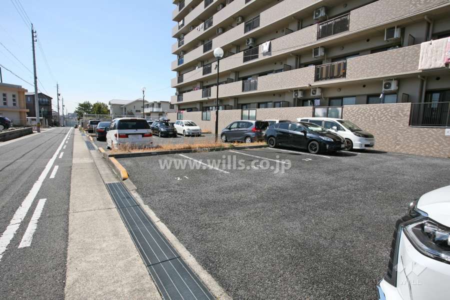 敷地内駐車場（屋外平面式）