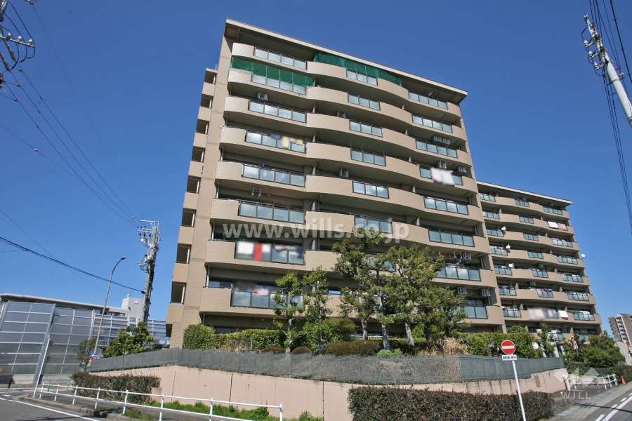 シティコーポ滝の水小坂2号館の外観(南側から)