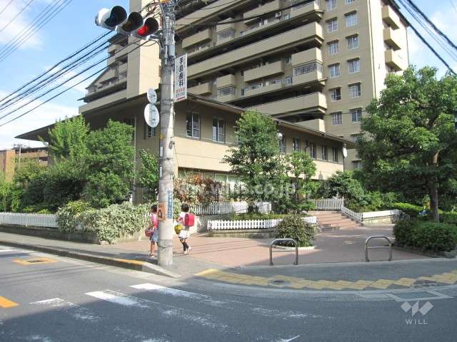 メゾン千里丘の管理棟