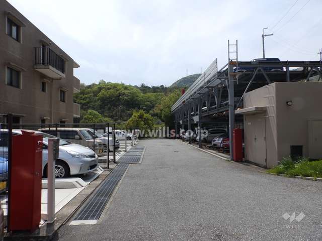 敷地内駐車場（屋外機械式）