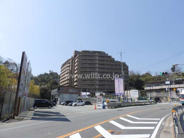 敷地の東側には国道176号線が走っています。