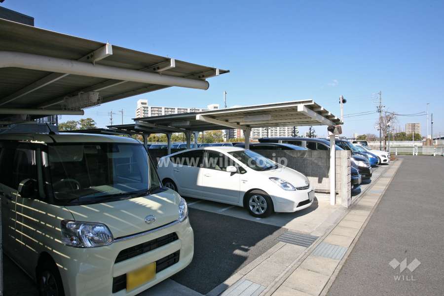 来客者用駐車場