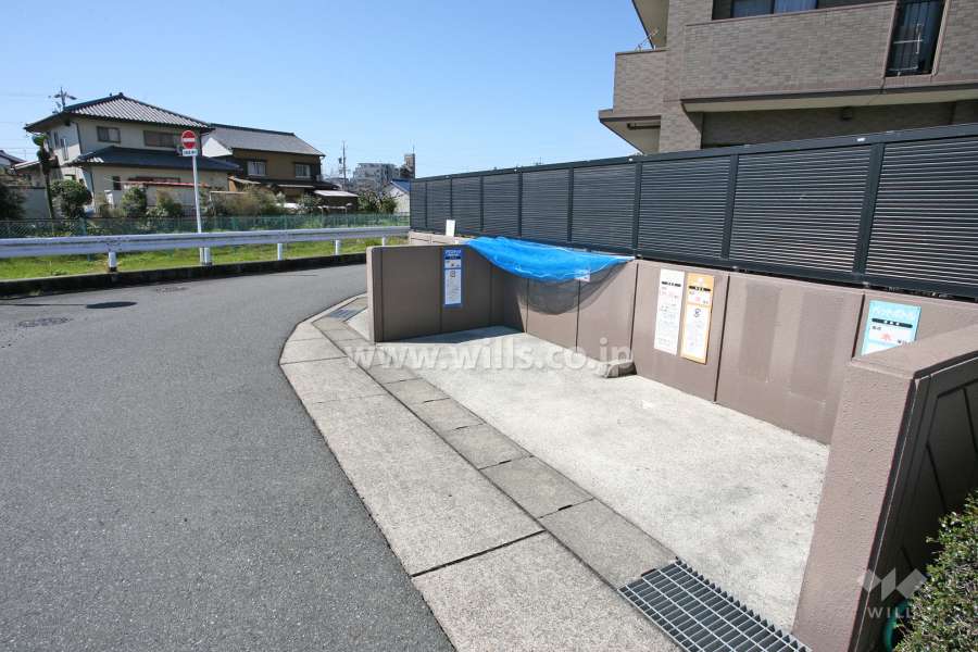 ゴミ置き場