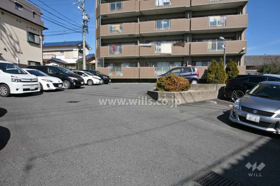 敷地内駐車場(屋外平面式)