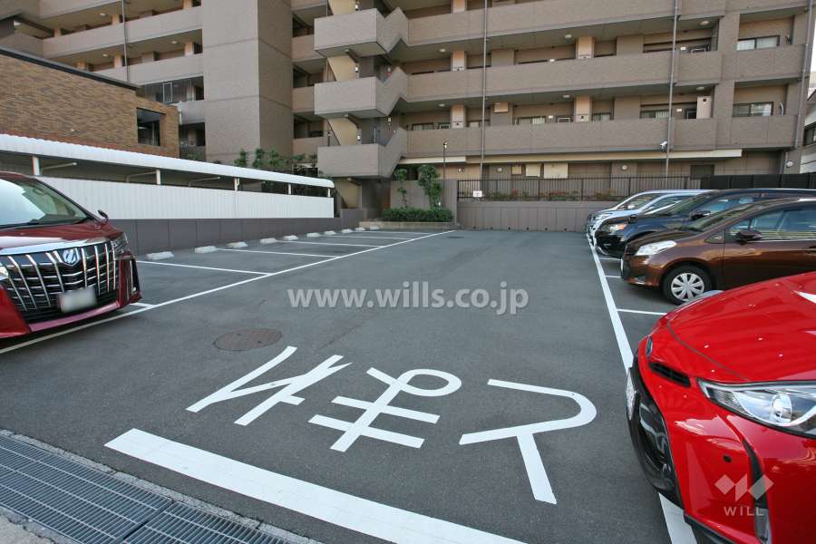 敷地内駐車場（屋外平面式）