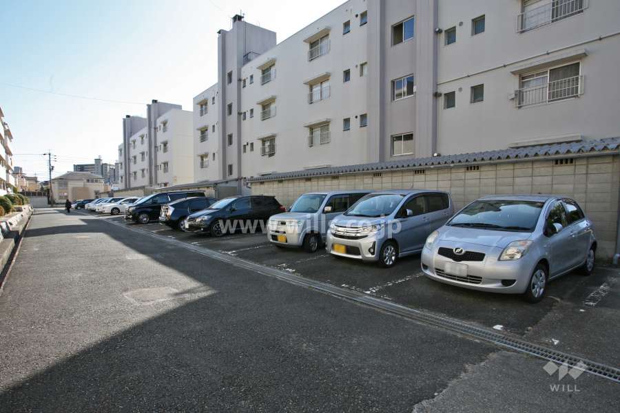 敷地内駐車場(屋外平面式)