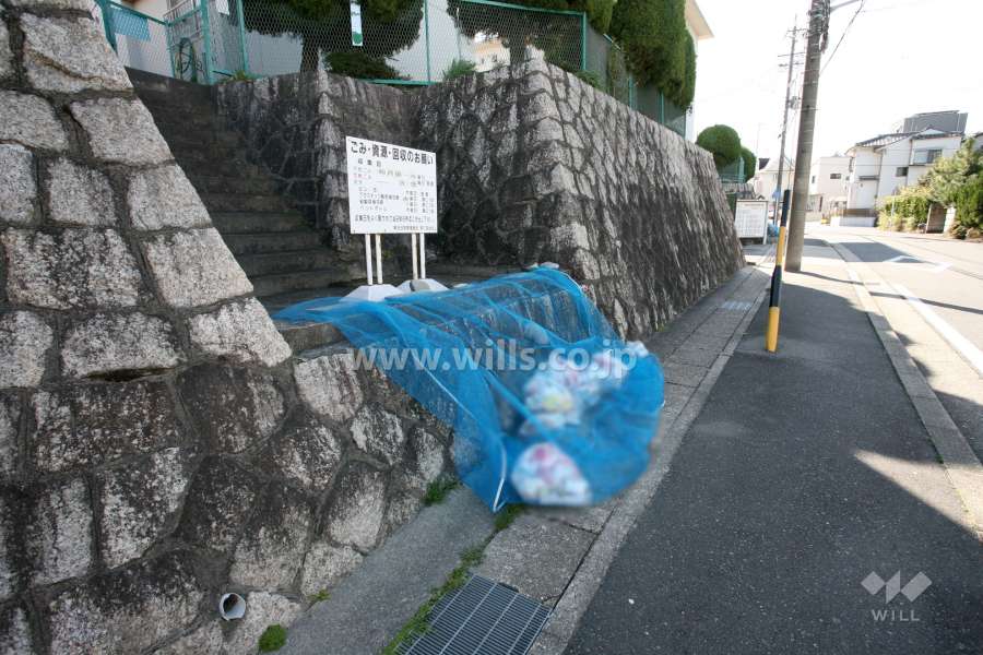 ゴミ置き場