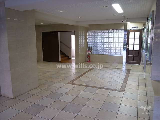 エントランスホール