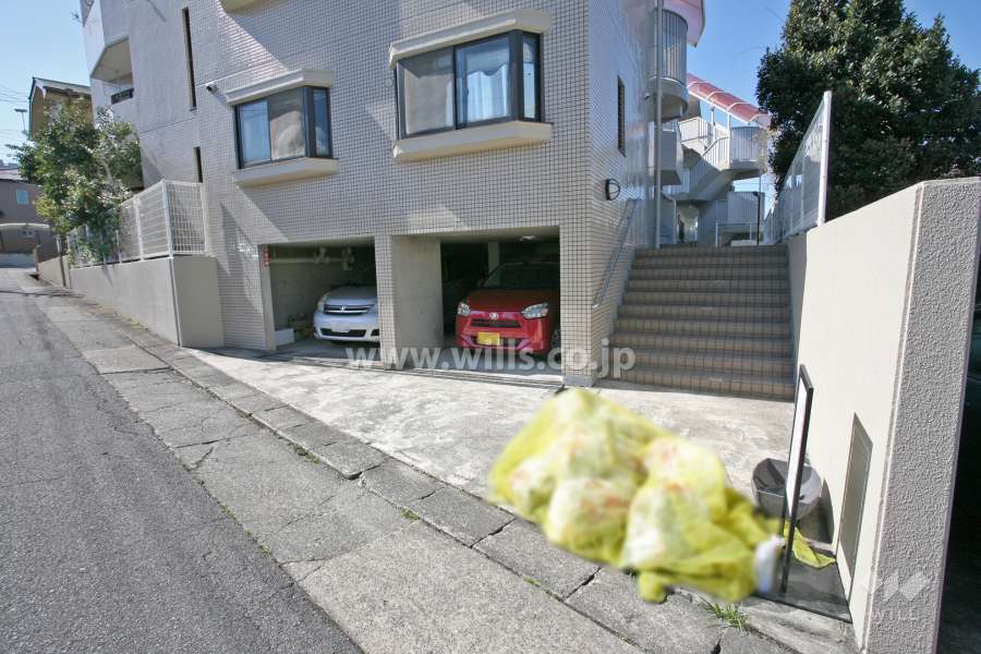 ゴミ置き場
