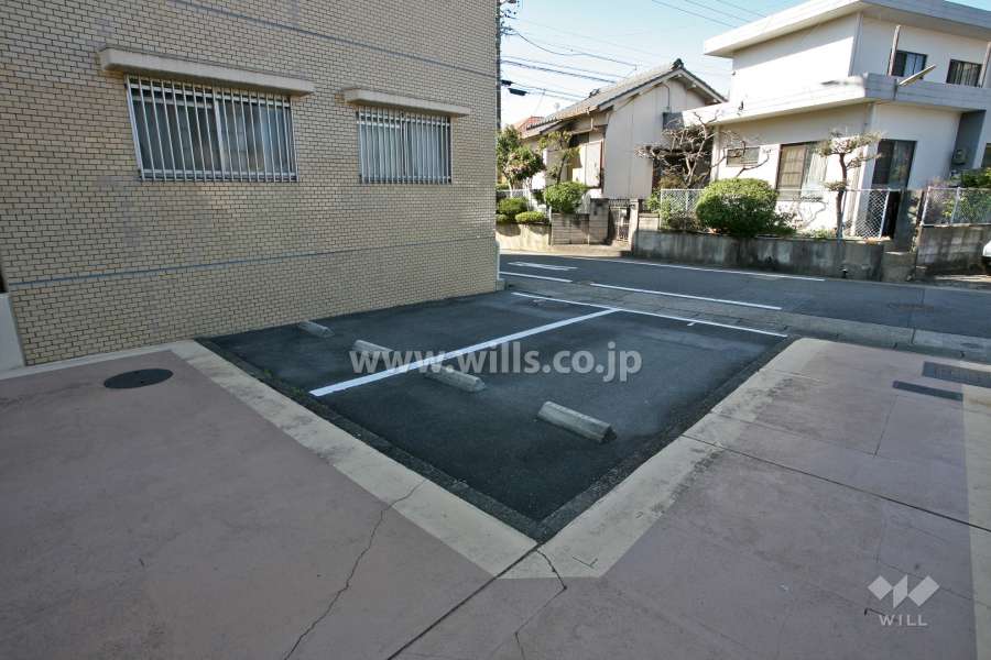 敷地内駐車場(屋外平面式)