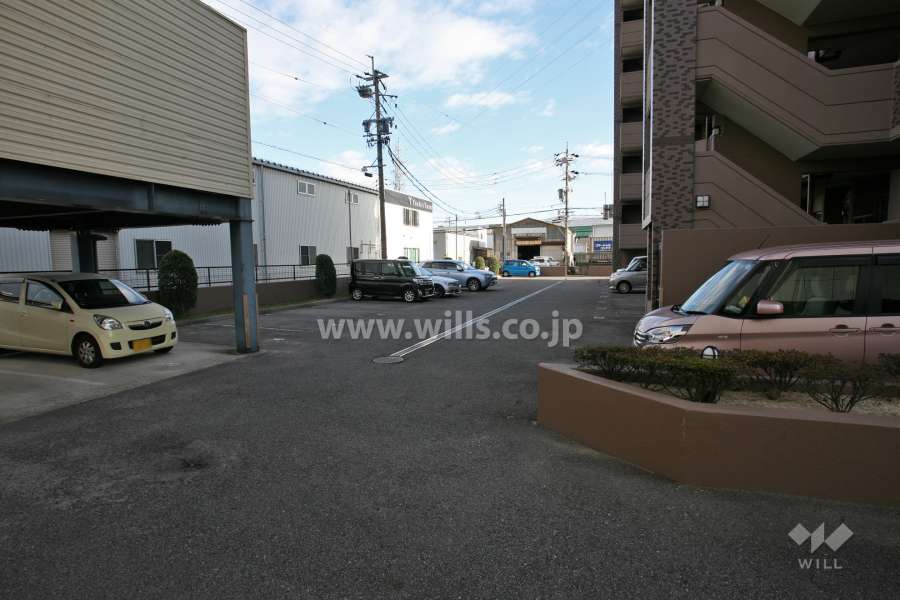 敷地内駐車場(屋外平面式)