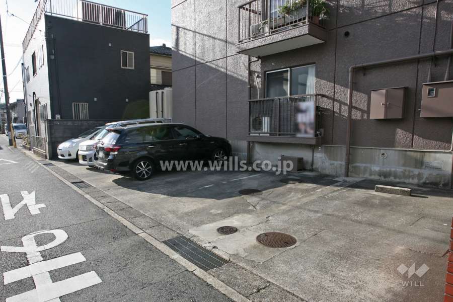 敷地内駐車場(屋外平面式)