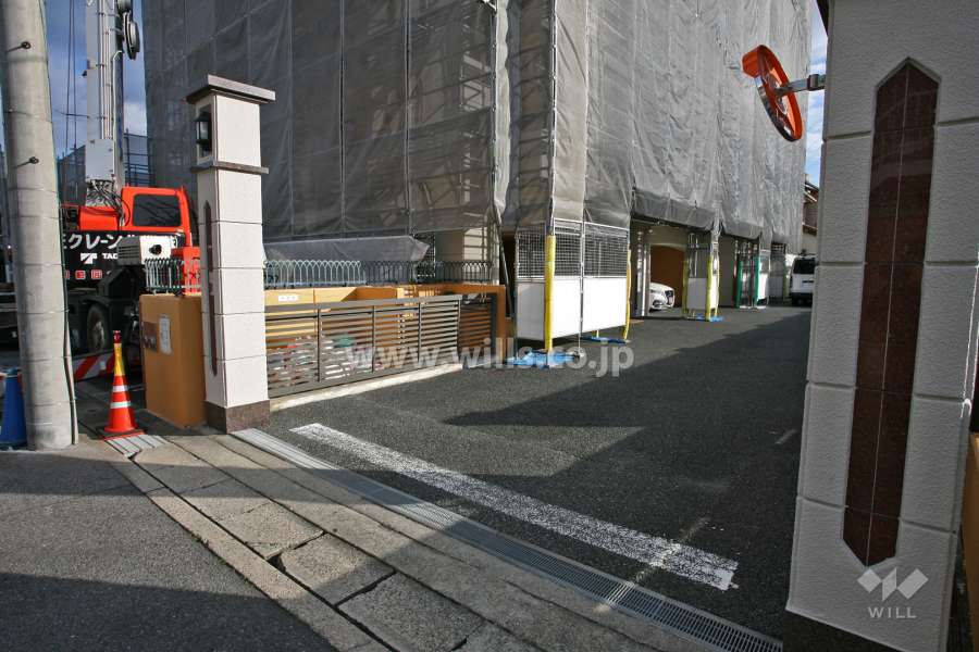 駐車場入り口