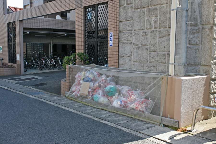 ゴミ置き場