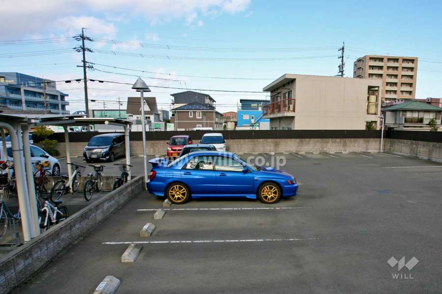 敷地内駐車場（屋外平面式）