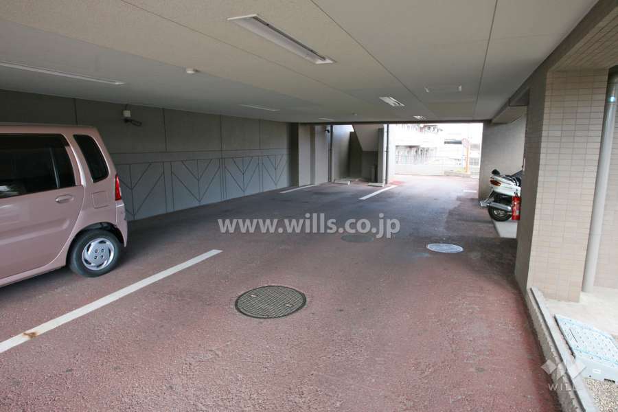 敷地内駐車場（自走式）