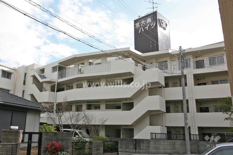 宝大高ハイツBの外観(北側から)
