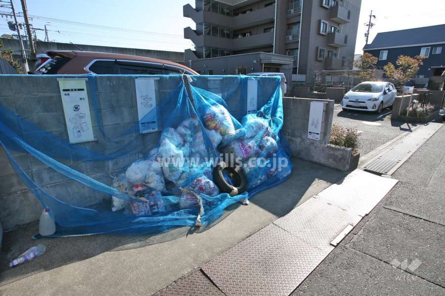 ゴミ置き場
