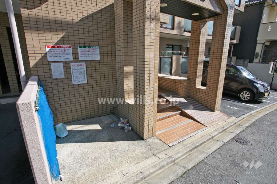 ゴミ置き場