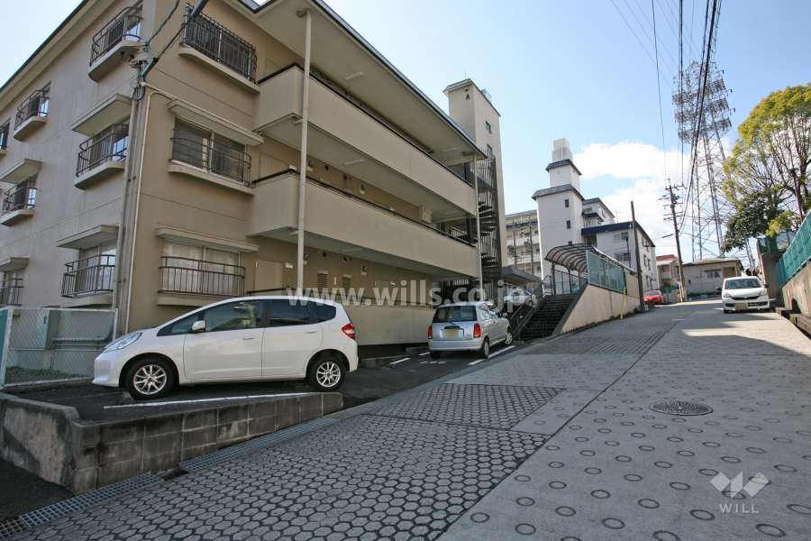 敷地内駐車場（屋外平面式）