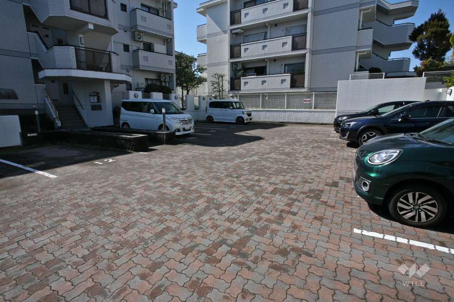 敷地内駐車場(屋外平面式)
