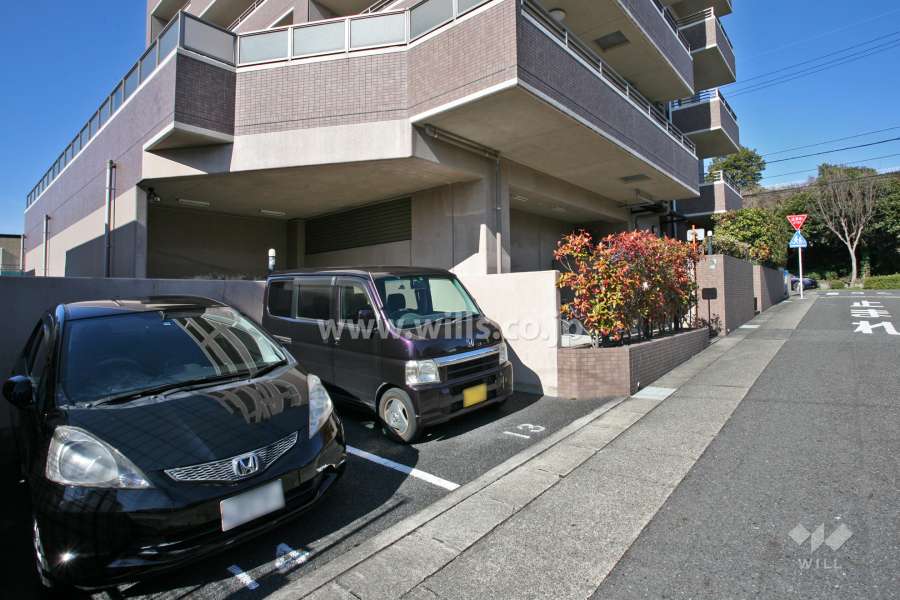 敷地内駐車場(屋外平面式)