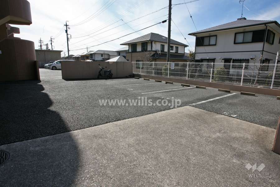 敷地内駐車場(屋外平面式)