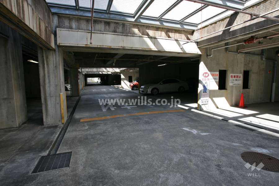 敷地内駐車場(屋内平面式)