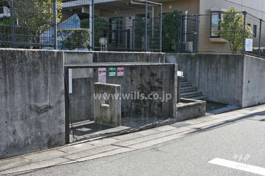 ゴミ置き場